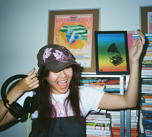 Wild Pearl Radio ft. Jenn Chunes